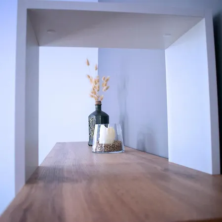 Luxe Suite, Chrysa's Private Getaway アパート *