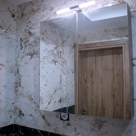 Luxe Suite, Chrysa's Private Getaway * Tessalónica