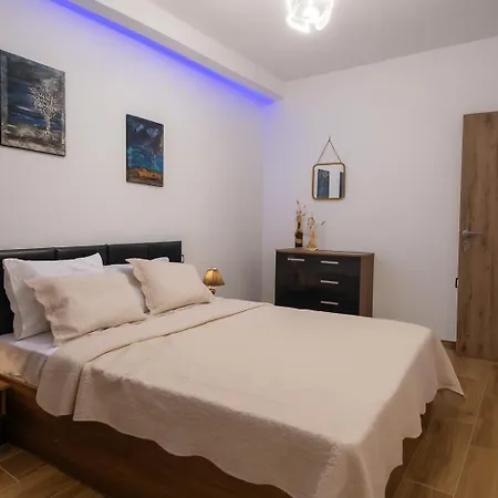 Apartman Luxe Suite, Chrysa's Private Getaway *