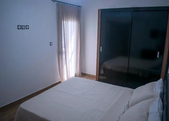 Luxe Suite, Chrysa's Private Getaway Apartamento *
