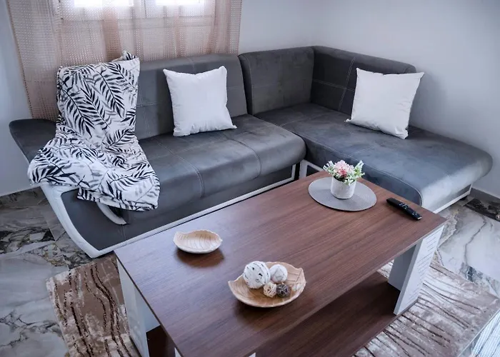 Luxe Suite, Chrysa's Private Getaway Appartement *