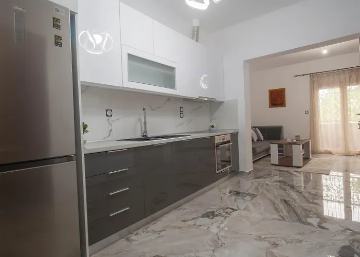Appartement Luxe Suite, Chrysa's Private Getaway